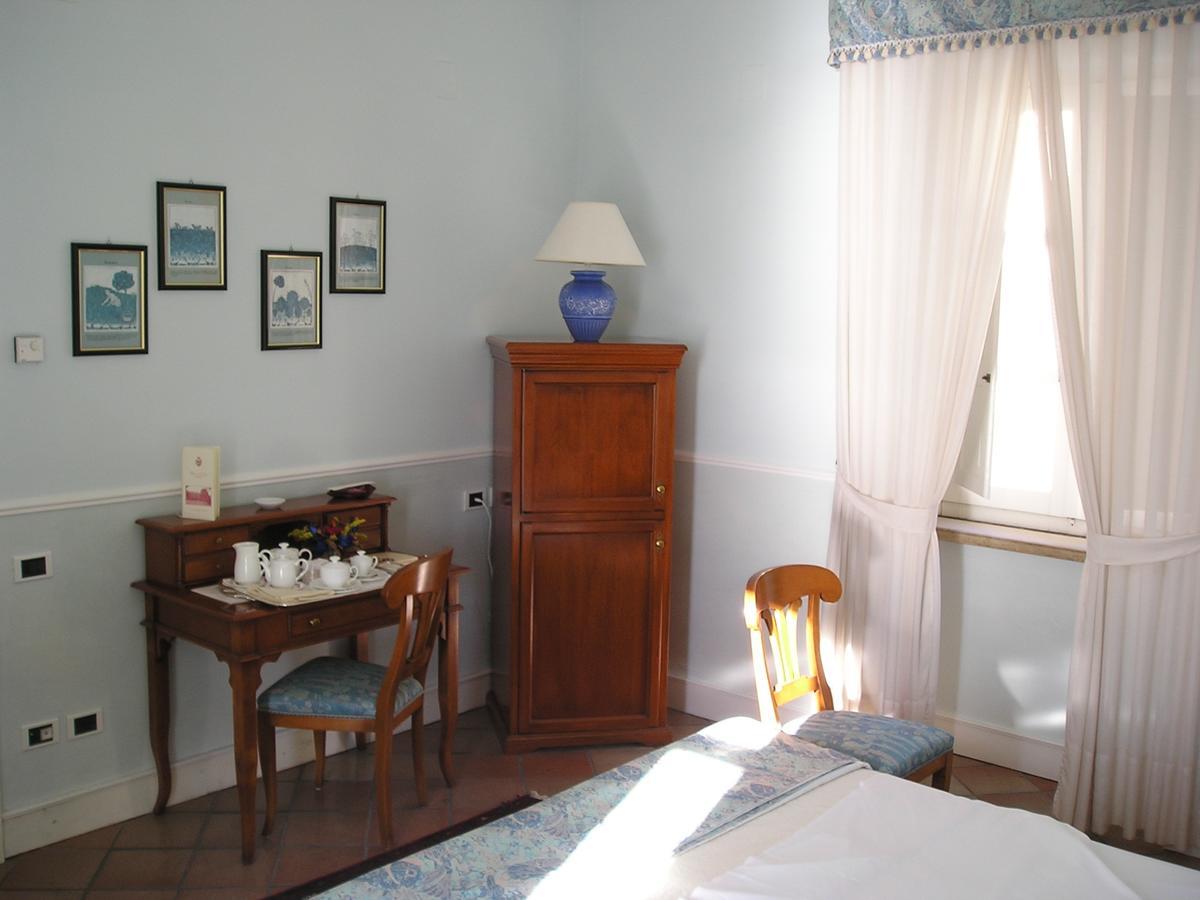 Palazzo Del Capo Otel Cittadella del Capo Dış mekan fotoğraf