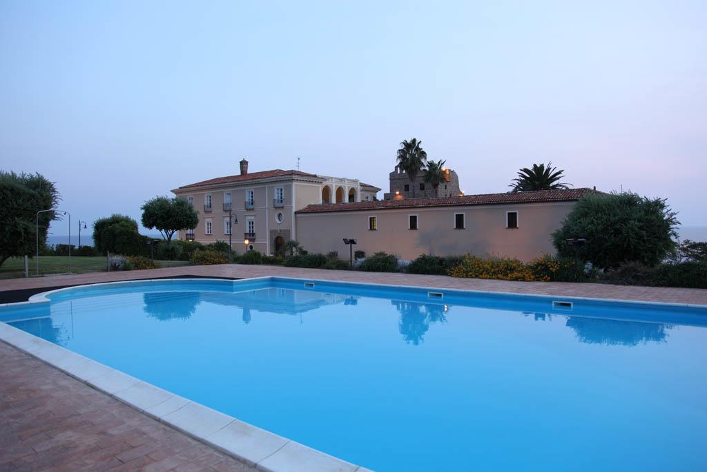 Palazzo Del Capo Otel Cittadella del Capo Dış mekan fotoğraf